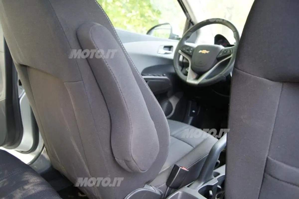 Chevrolet Aveo (2011-15) (12)