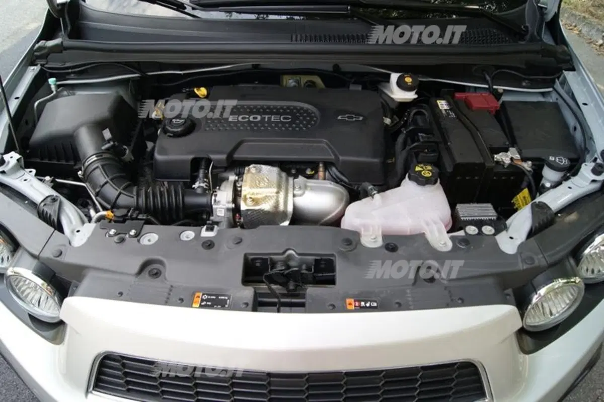 Chevrolet Aveo (2011-15) (15)