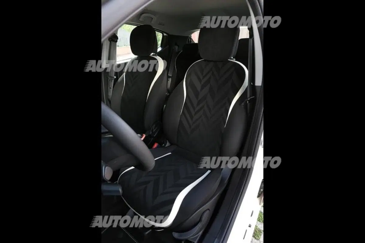 Lancia Ypsilon 1.2 69 CV 5 porte GPL Ecochic Gold (41)