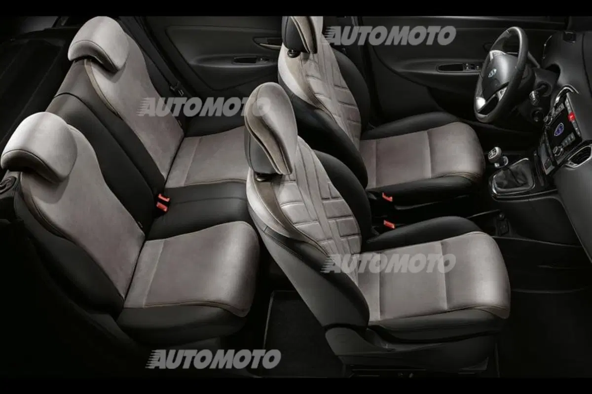 Lancia Ypsilon 1.2 69 CV 5 porte GPL Ecochic Gold (37)