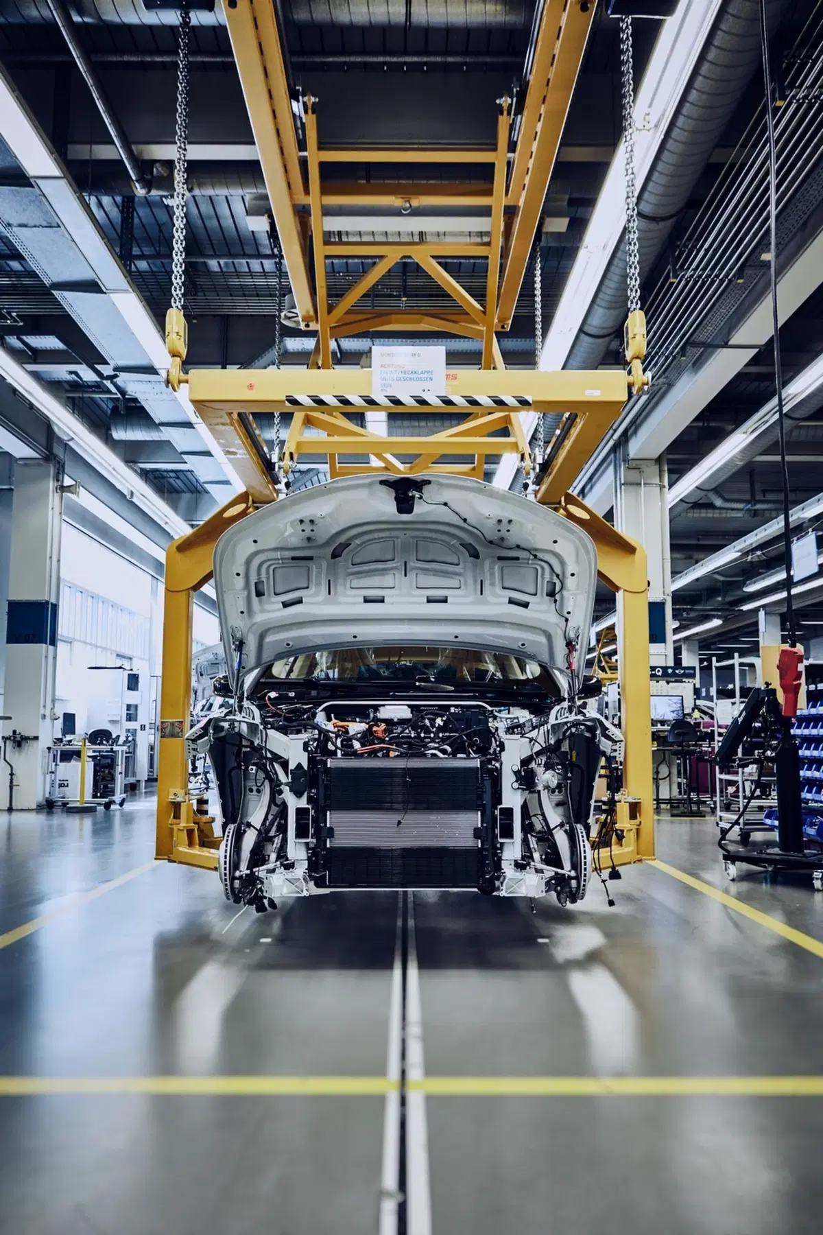 BMW iNEXT: iniziate le prove della linea di produzione [Video] (5)