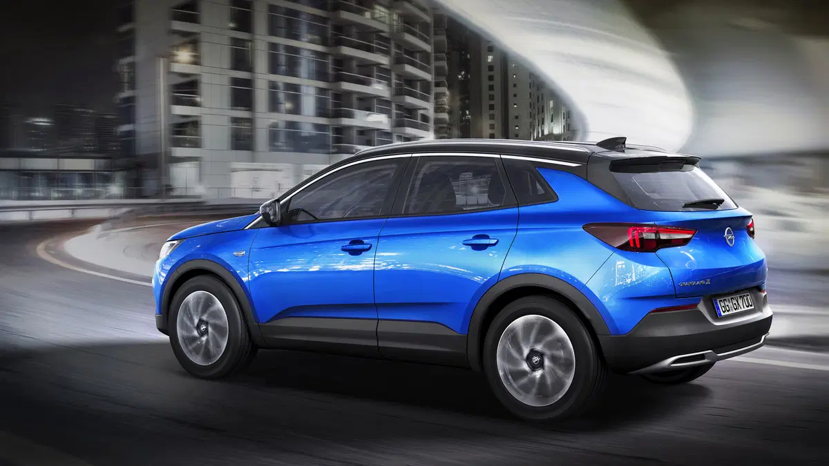 Opel Grandland X 1.6 Hybrid Plug-in aut. AWD Design Line (3)