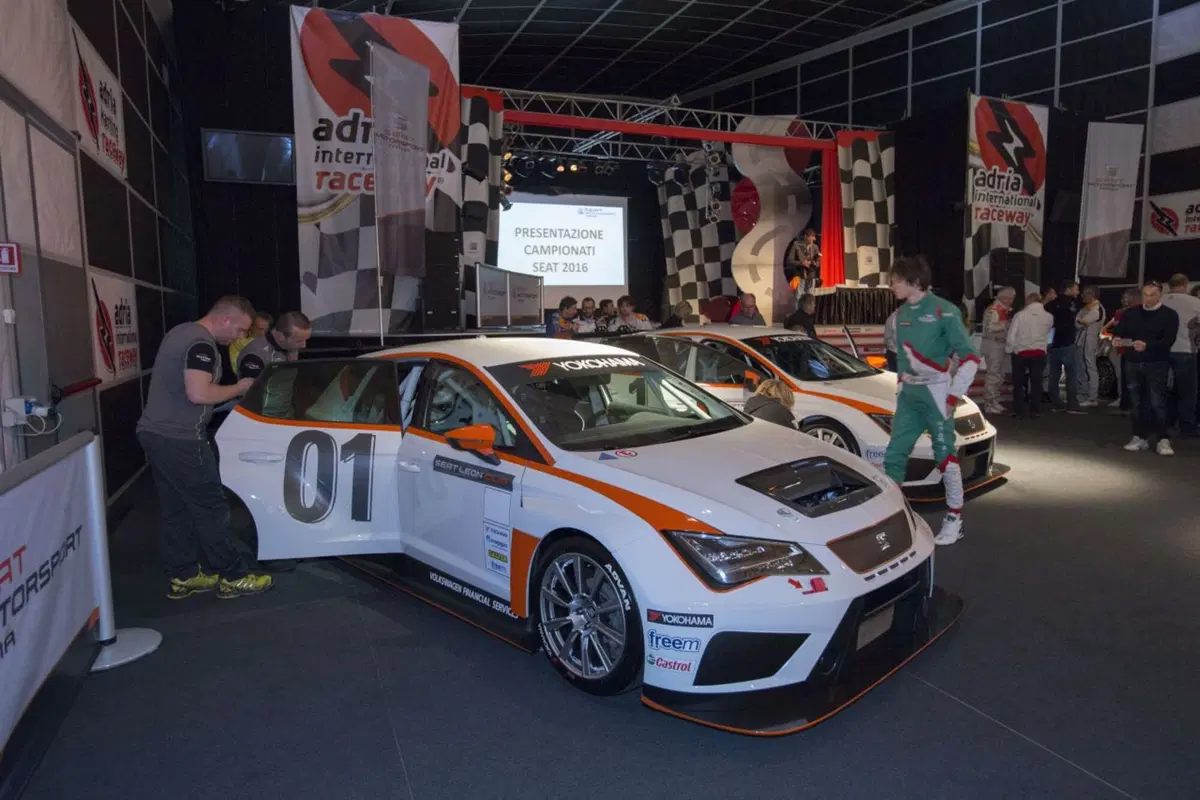 Seat Leon TCR 2016 (5)