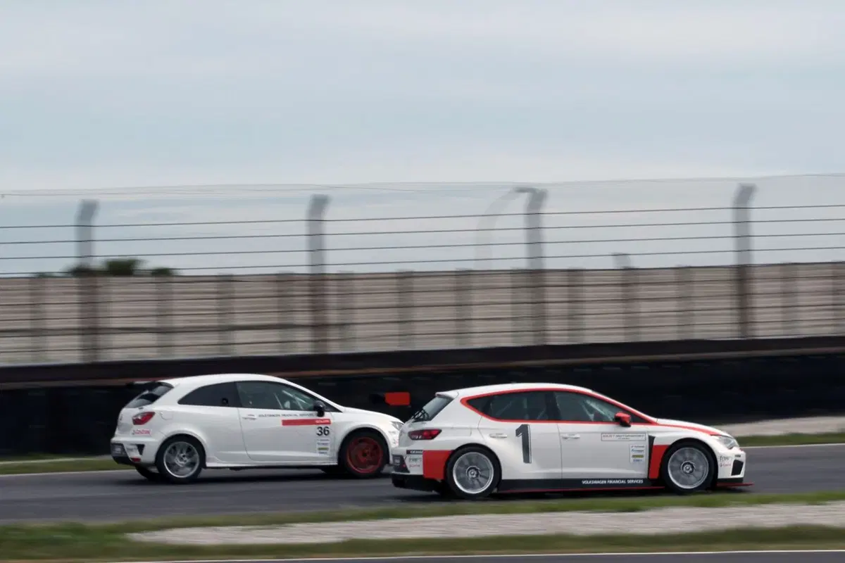 Seat Leon TCR 2016 (8)