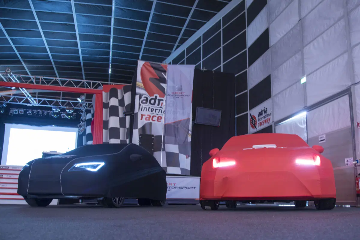 Seat Motorsport 2016: ecco la Leon ST TCS (24)