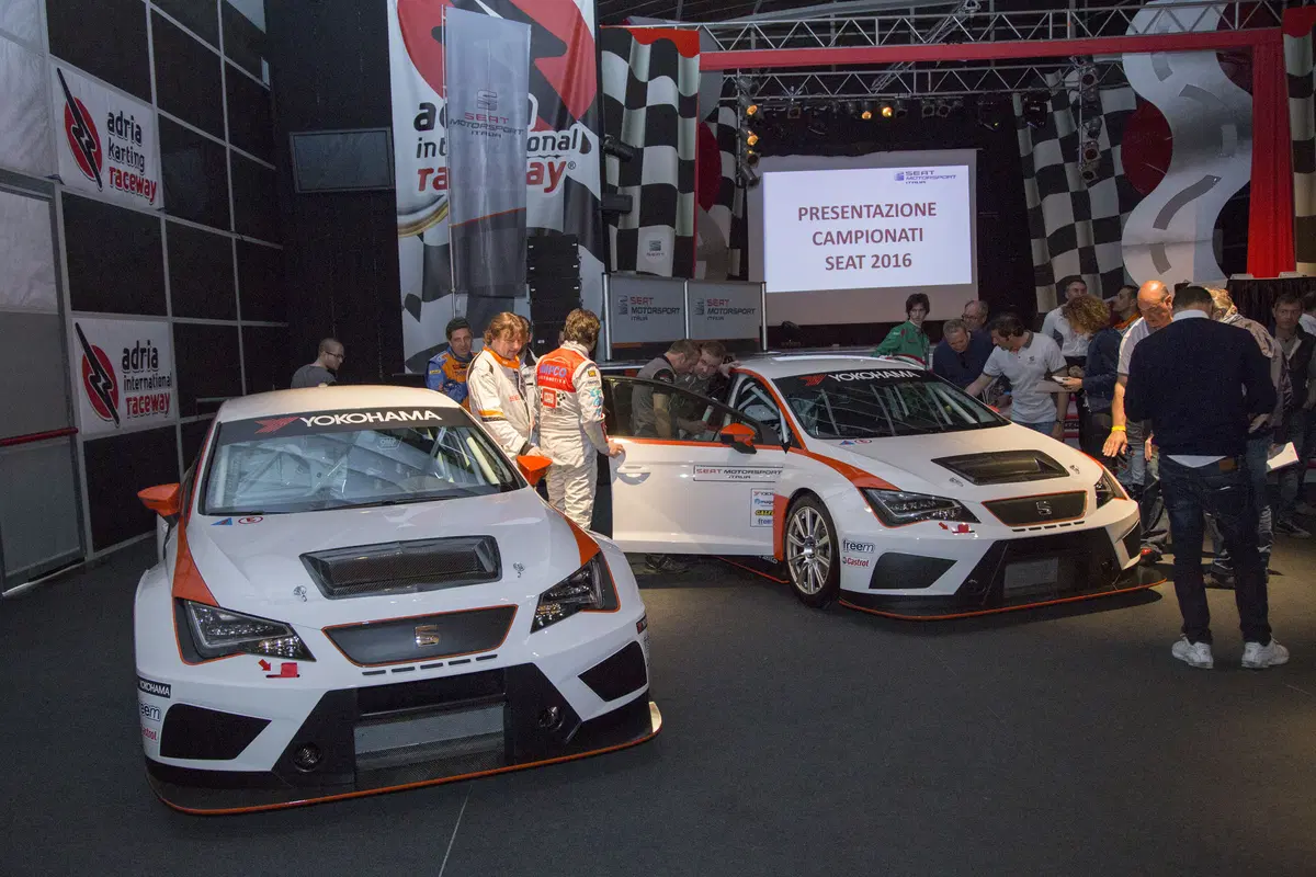 Seat Motorsport 2016: ecco la Leon ST TCS (15)