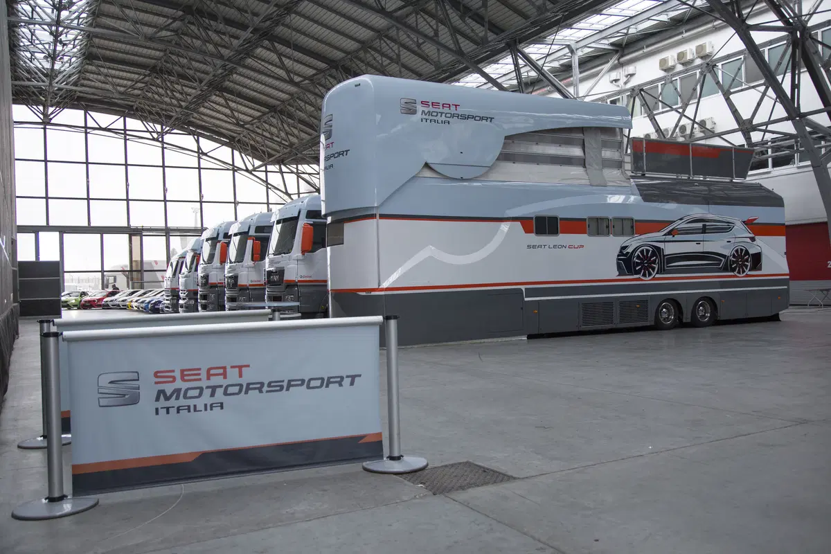 Seat Motorsport 2016: ecco la Leon ST TCS (29)