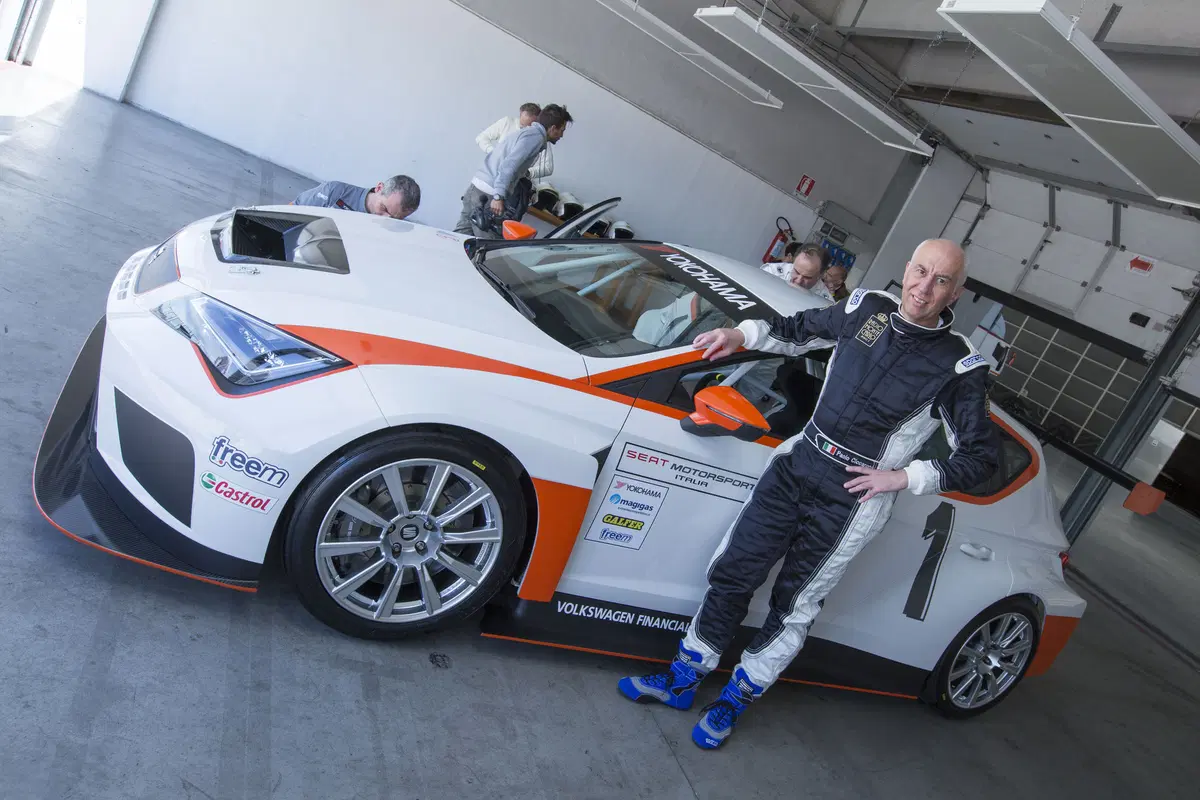 Seat Motorsport 2016: ecco la Leon ST TCS (13)