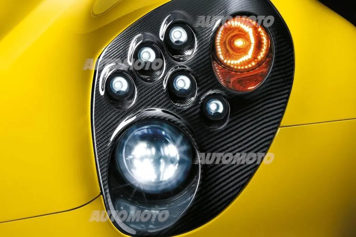 Alfa Romeo 4C Spider 4C 1750 TBi Spider (24)