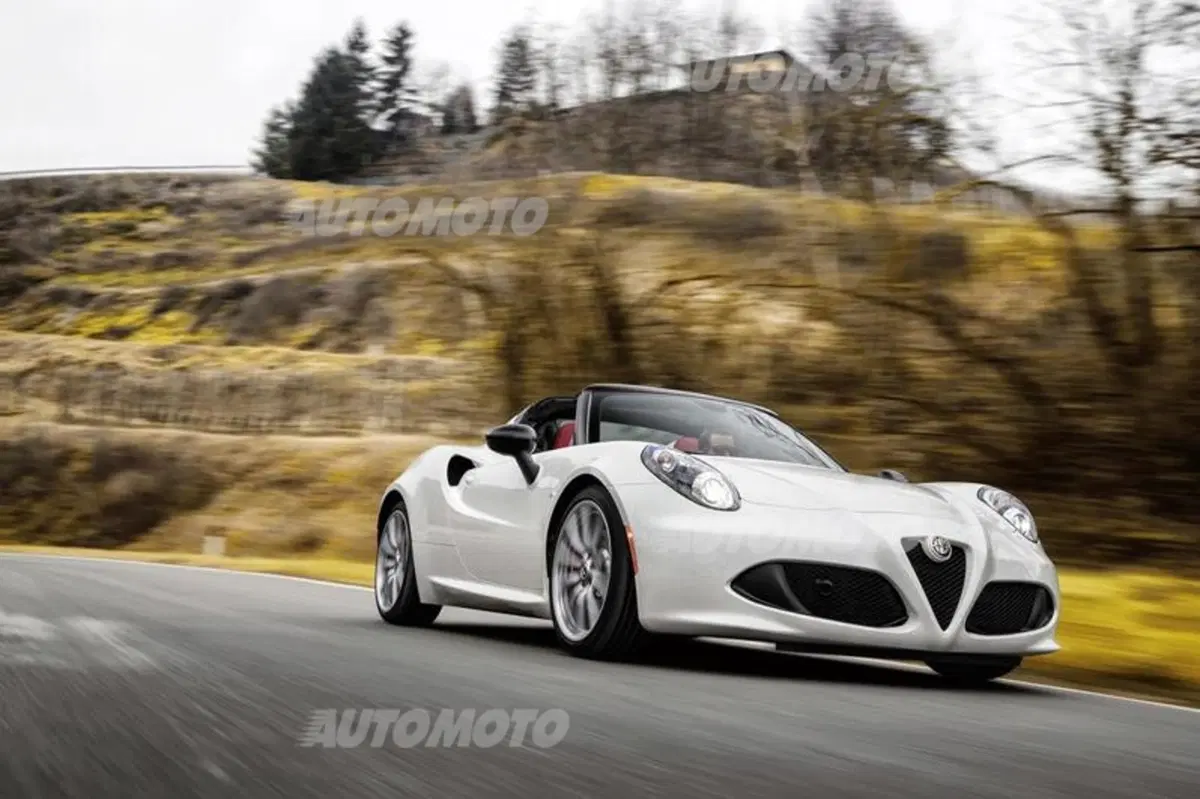 Alfa Romeo 4C Spider 4C 1750 TBi Spider (28)