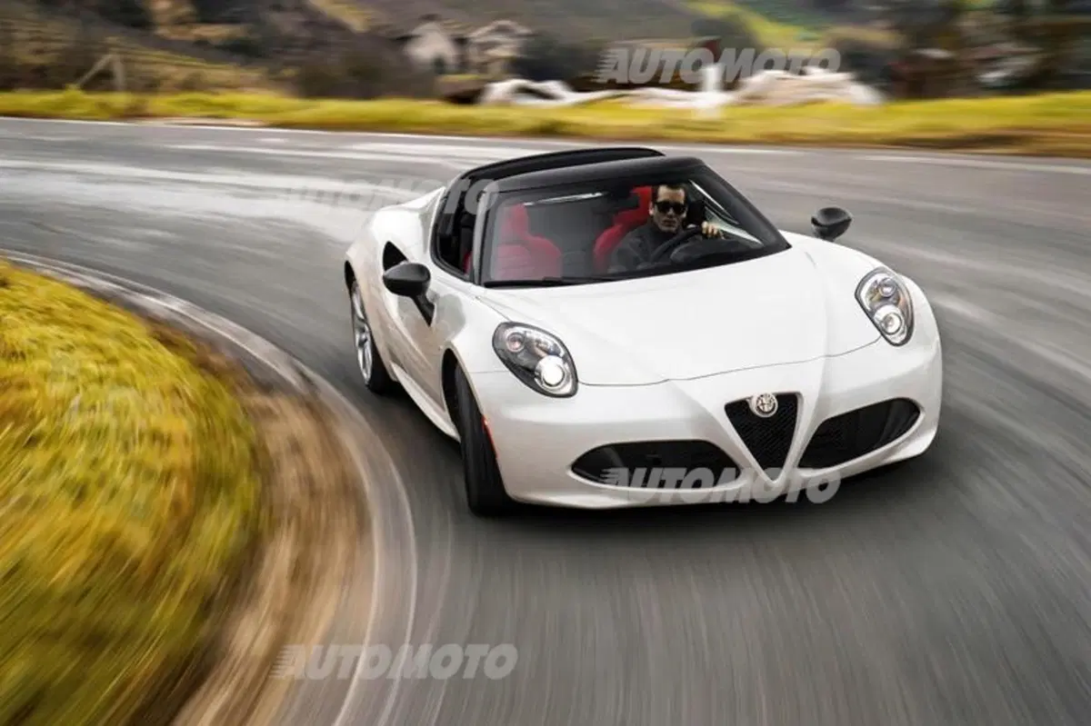 Alfa Romeo 4C Spider 4C 1750 TBi Spider (4)