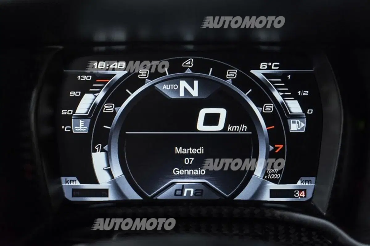 Alfa Romeo 4C Spider 4C 1750 TBi Spider (18)