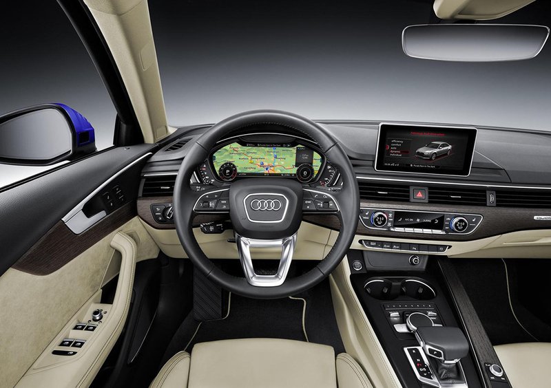 Audi A4 (2015-->>) (38)