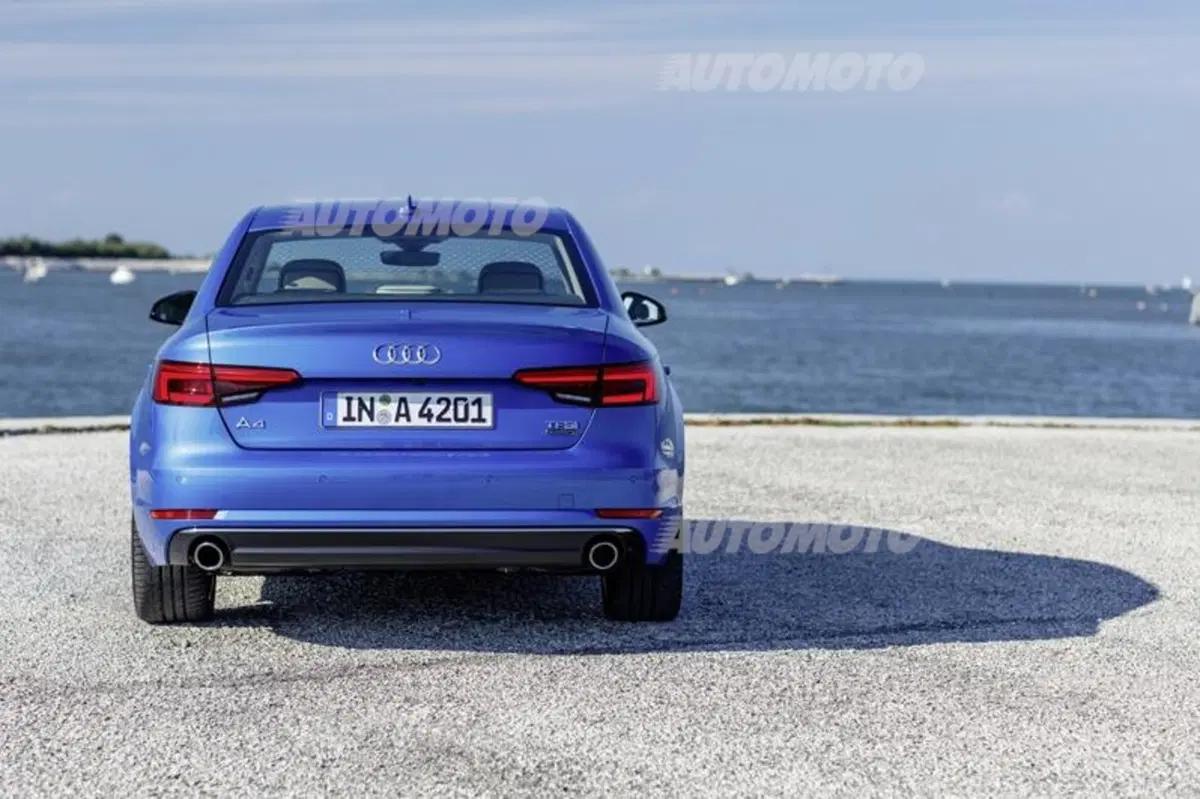 Audi A4 45 TFSI quattro S tronic quattro edition (29)