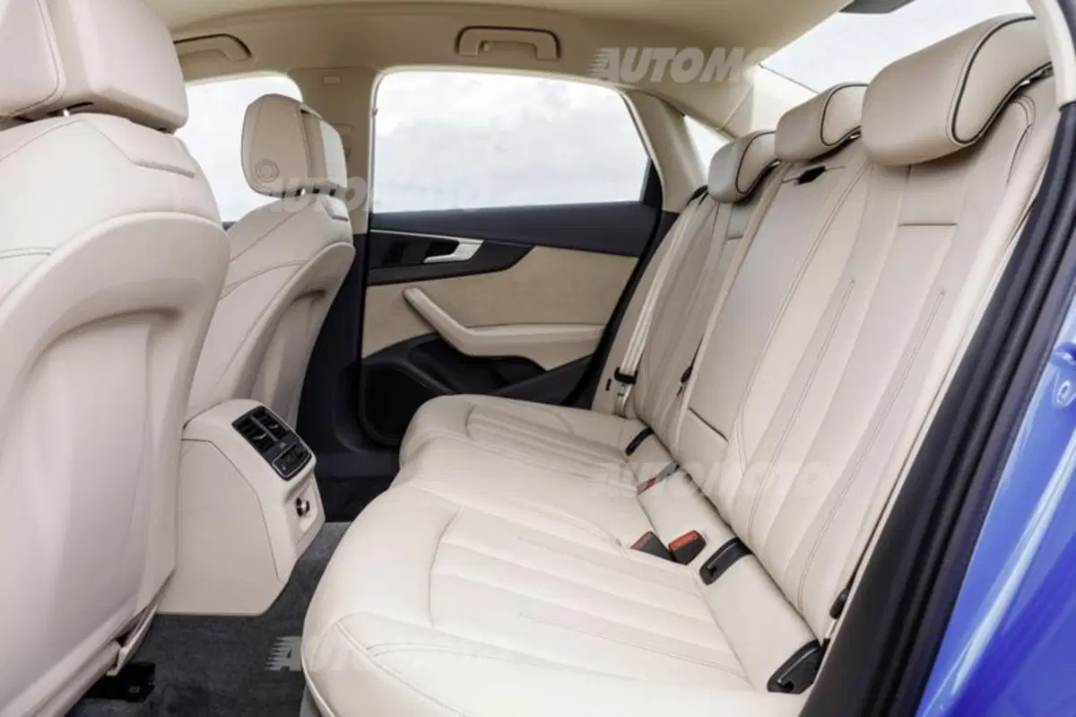 Audi A4 45 TFSI quattro S tronic quattro edition (36)