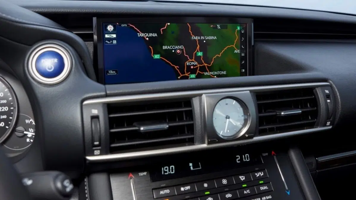 Lexus IS (2013-20) (18)