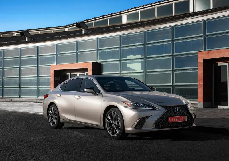 Lexus ES (26)