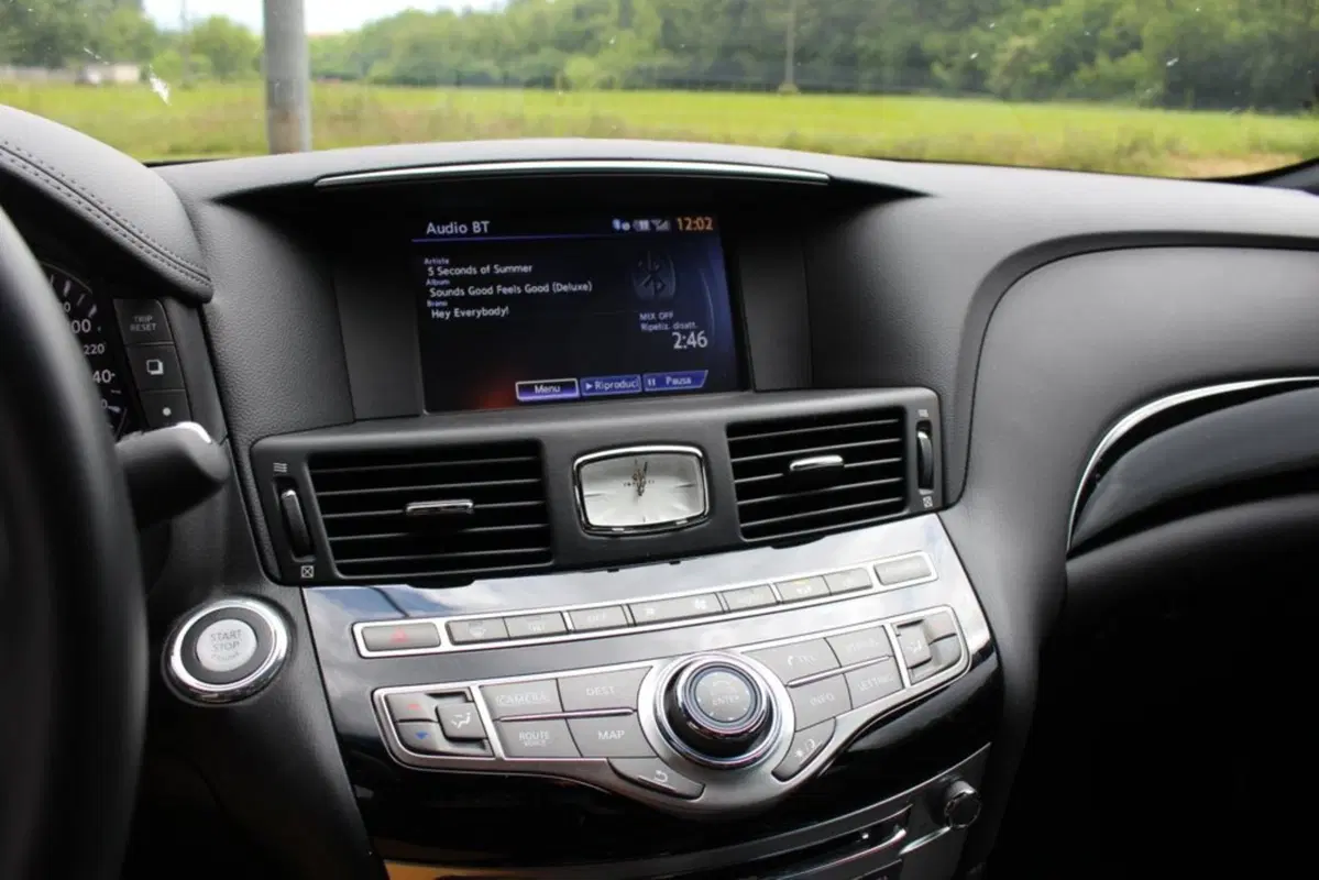 Infiniti Q70 (2014-19) (20)