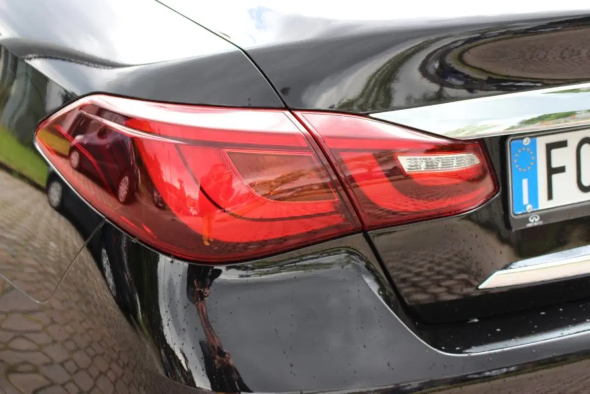 Infiniti Q70 (2014-19) (25)