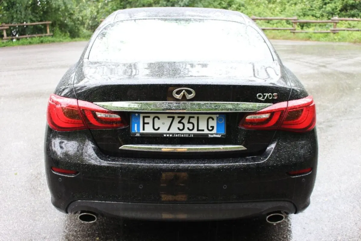 Infiniti Q70 (2014-19) (5)