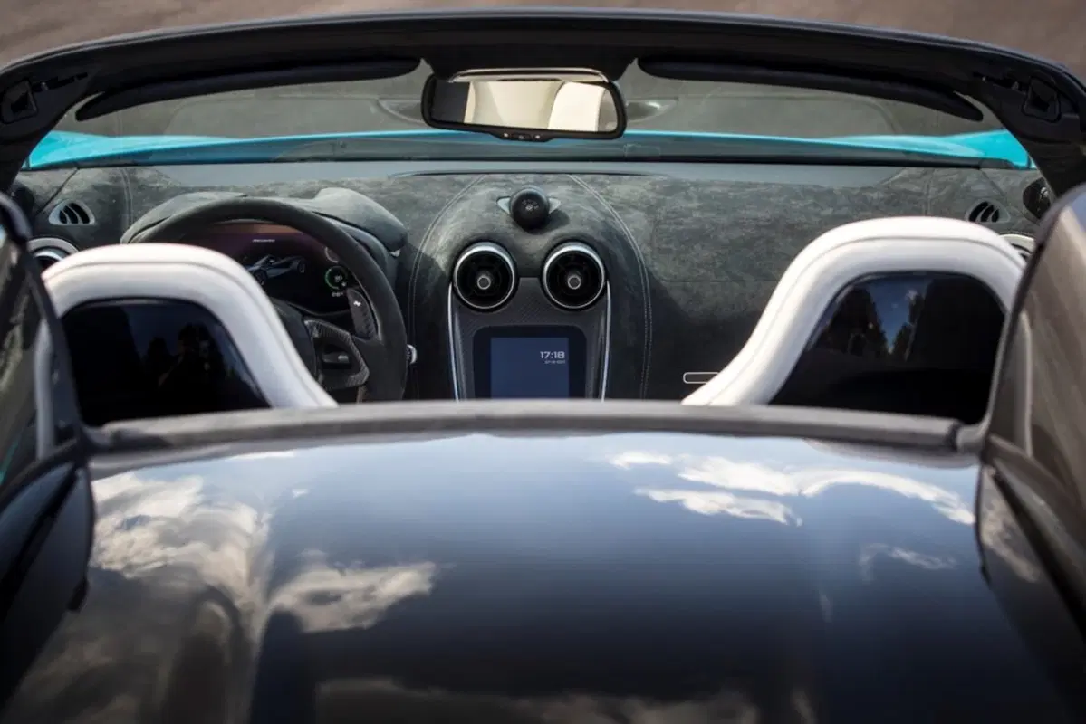 McLaren 570S Cabrio (2017-22) (18)