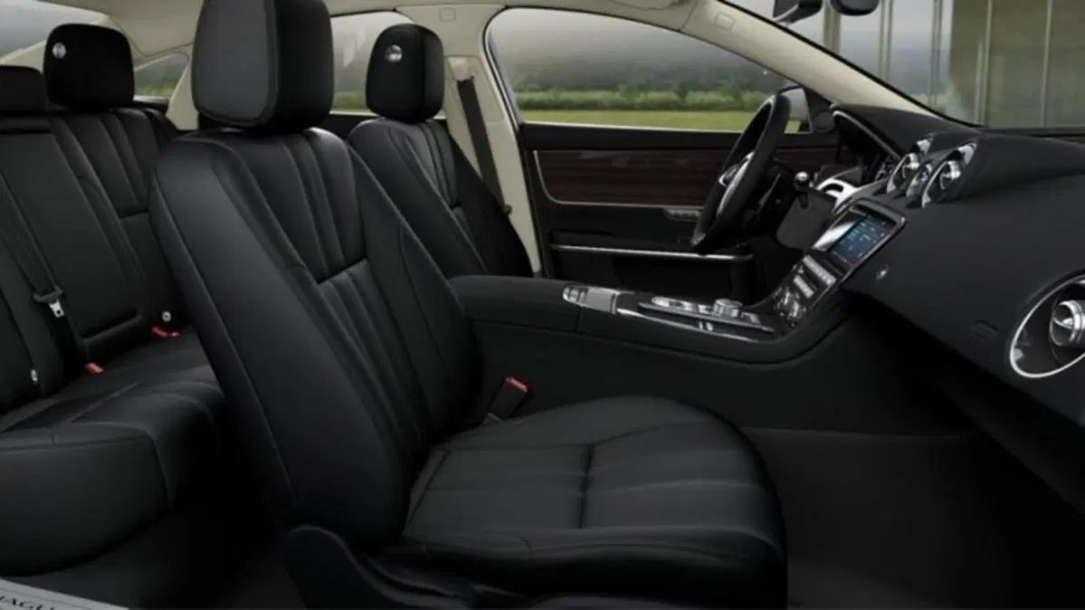 Jaguar XJ (2009-20) (38)