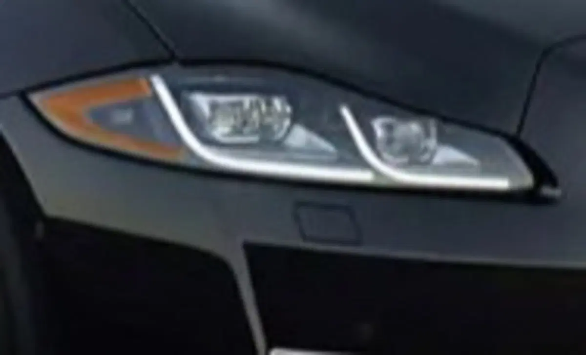 Jaguar XJ (2009-20) (50)