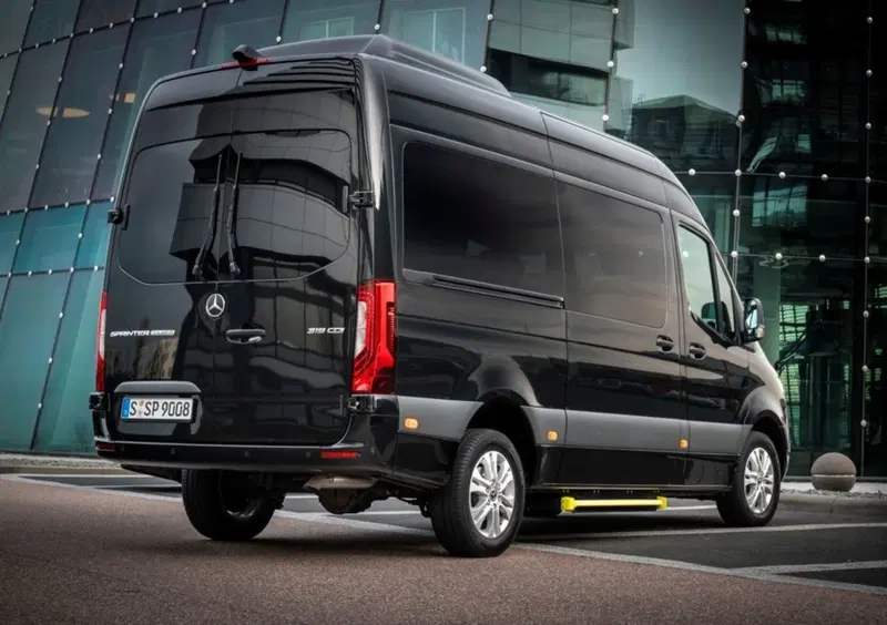 Mercedes-Benz Sprinter (10)