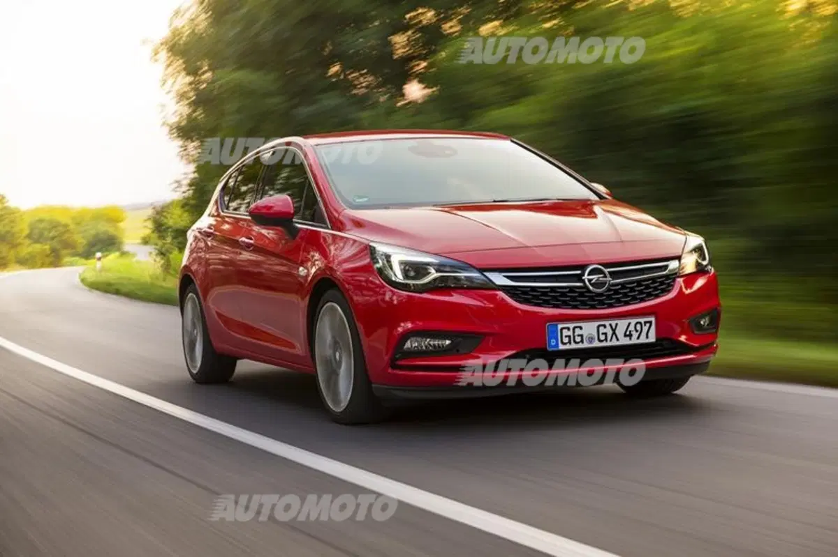 Opel Astra 1.5 CDTI 105 CV S&S 5 porte GS Line (20)