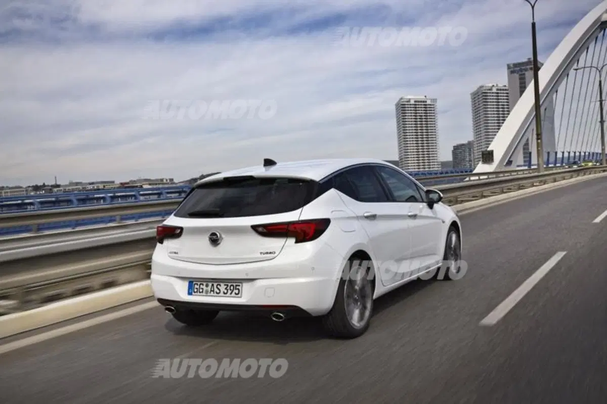 Opel Astra 1.5 CDTI 105 CV S&S 5 porte GS Line (46)