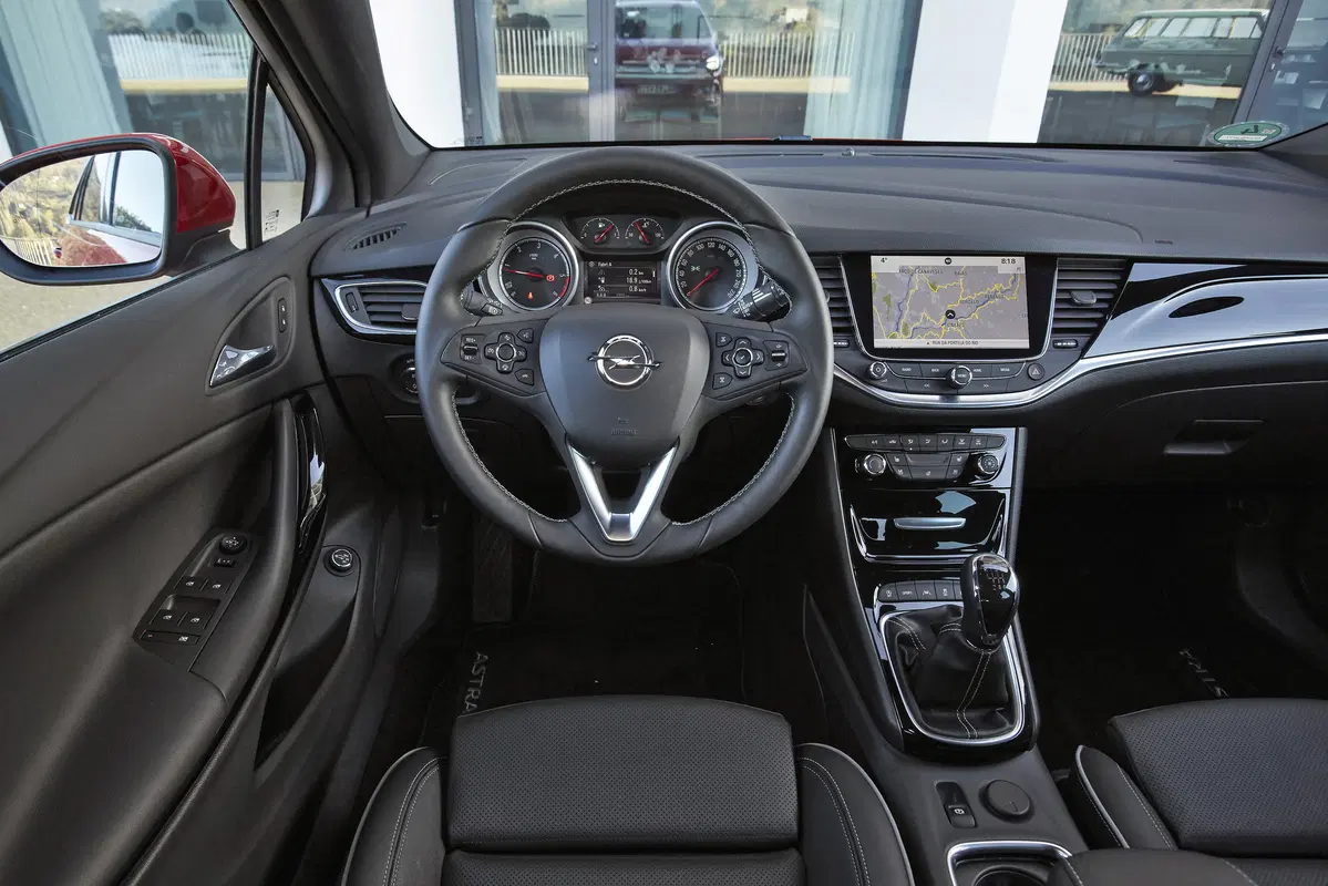 Opel Astra Station Wagon 1.6 CDTi 110CV Start&Stop Sports Business (16)