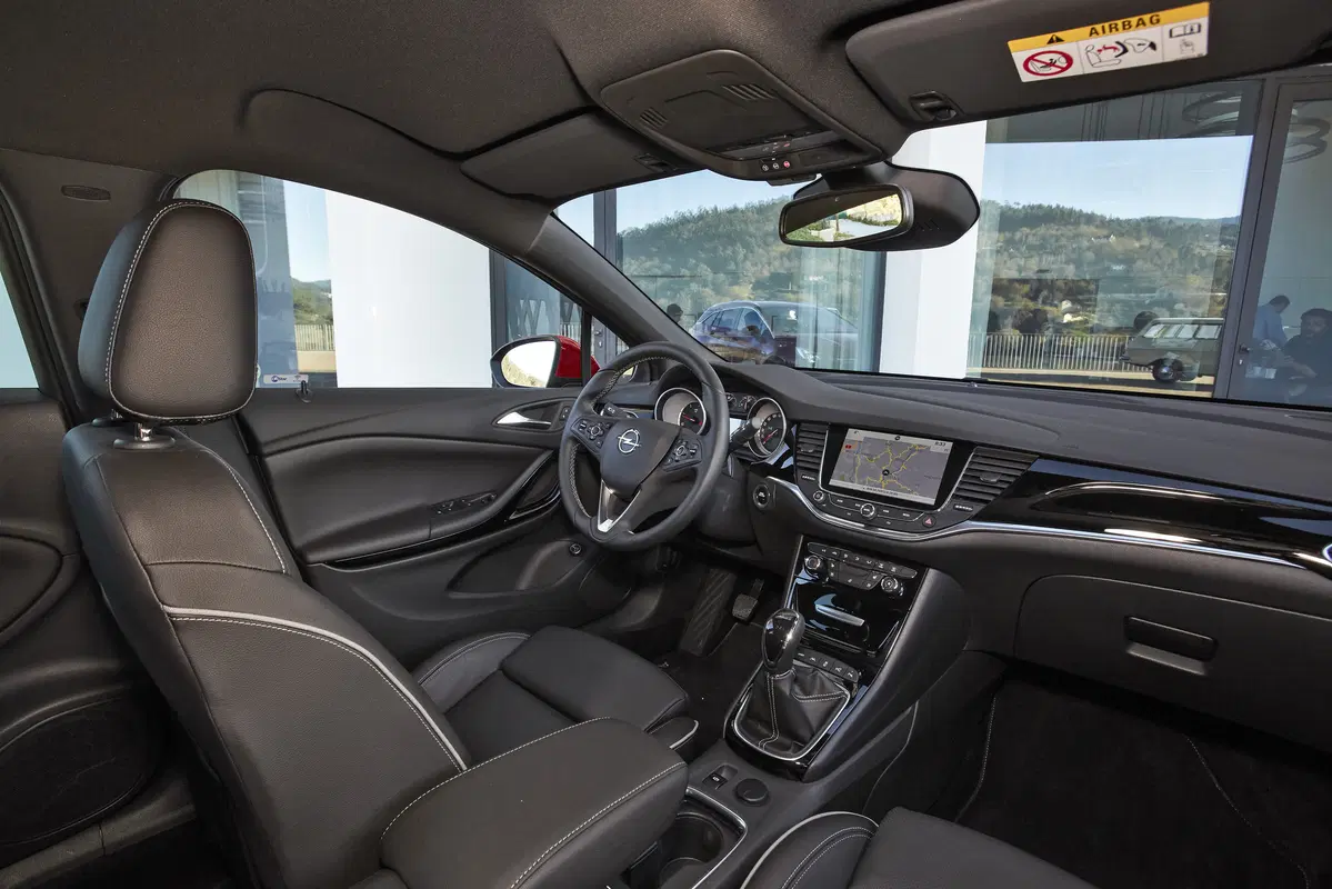 Opel Astra Station Wagon 1.6 CDTi 110CV Start&Stop Sports Business (12)