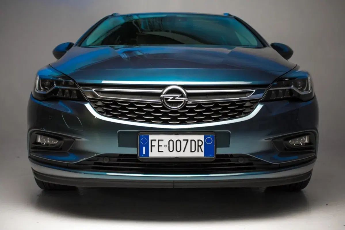 Opel Astra Station Wagon 1.6 CDTi 110CV Start&Stop Sports Business (3)