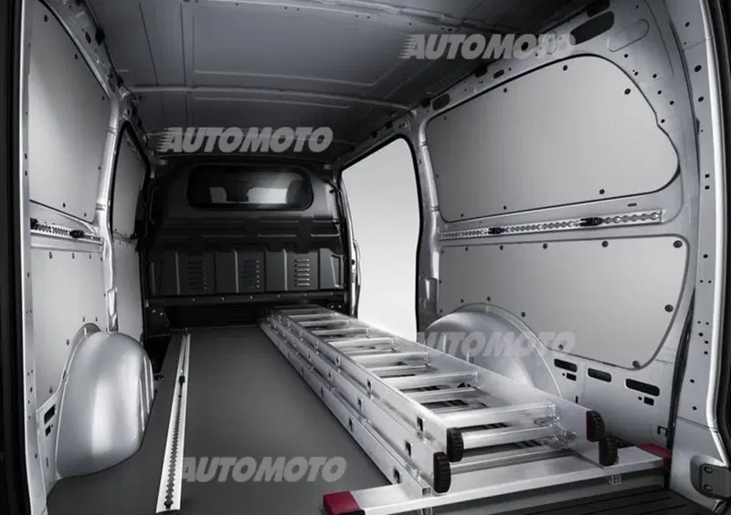 Mercedes-Benz Vito (2014-->>) (40)