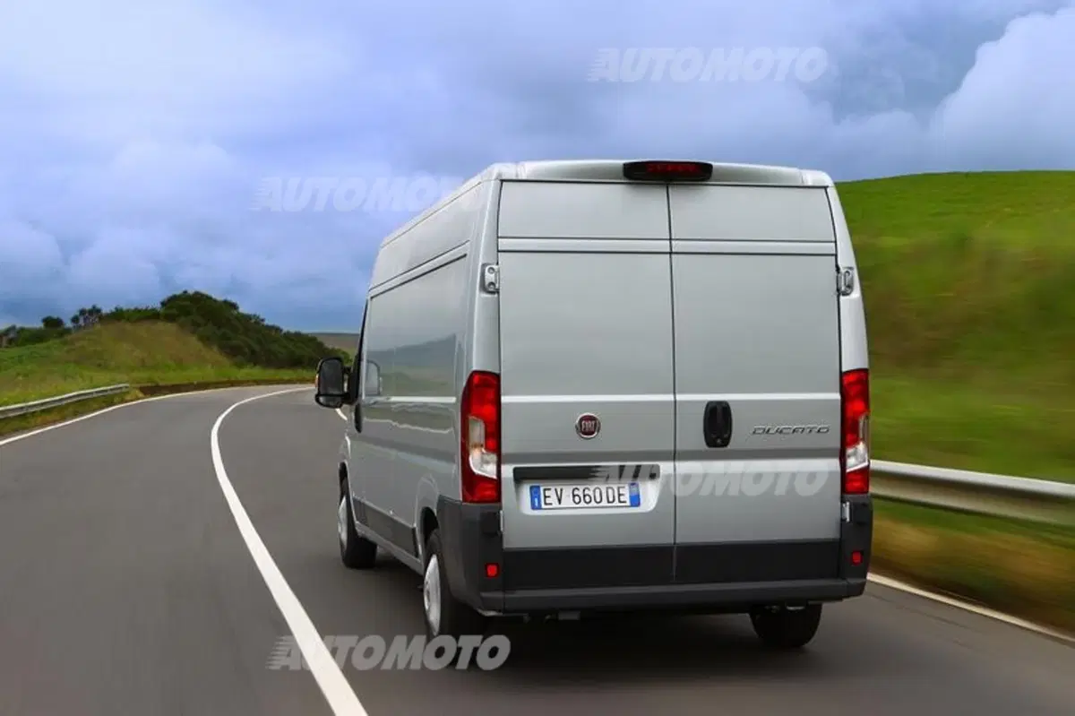 Fiat Ducato Furgone 30 2.3 MJT 130CV PC-TM (4)