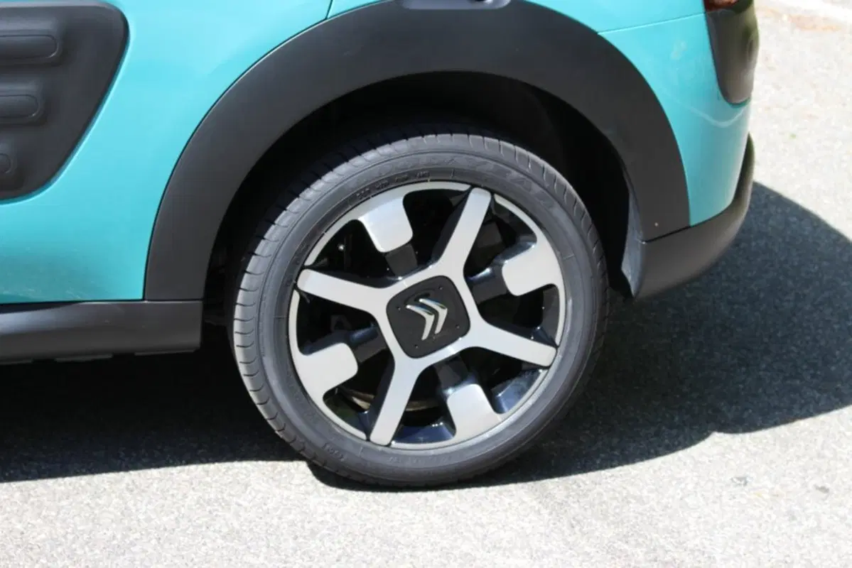 Citroen C4 Cactus 1.2 e-VTi 82 ETG Feel (52)