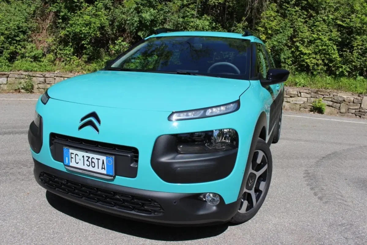 Citroen C4 Cactus 1.2 e-VTi 82 ETG Feel (32)