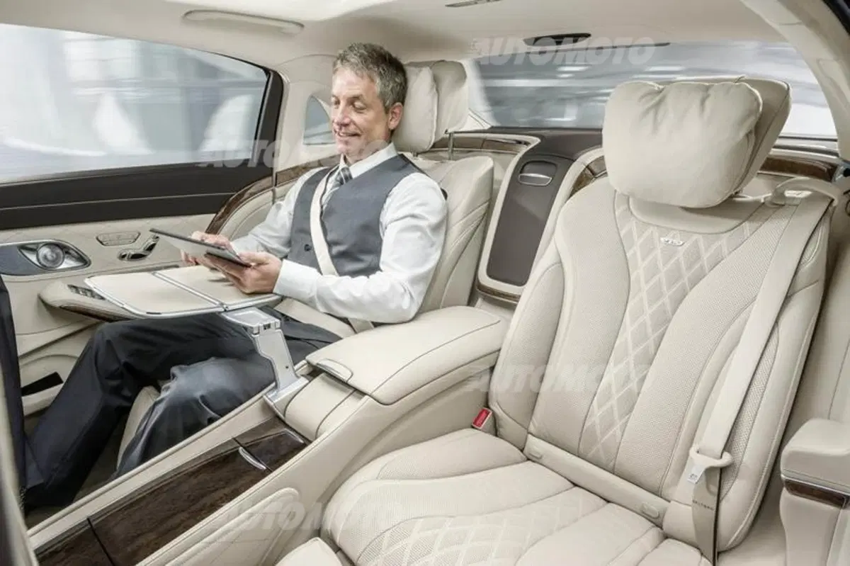 Mercedes-Benz Maybach S S 500 4Matic Maximum (49)