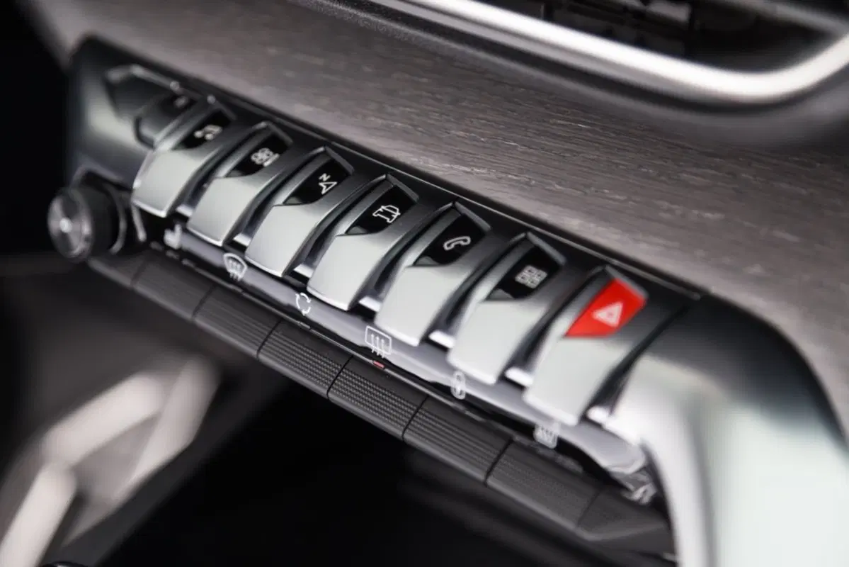 Peugeot 5008 BlueHDi 150 S&S Business (43)