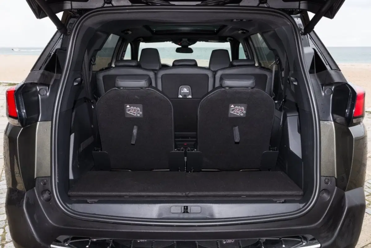 Peugeot 5008 BlueHDi 150 S&S Business (34)
