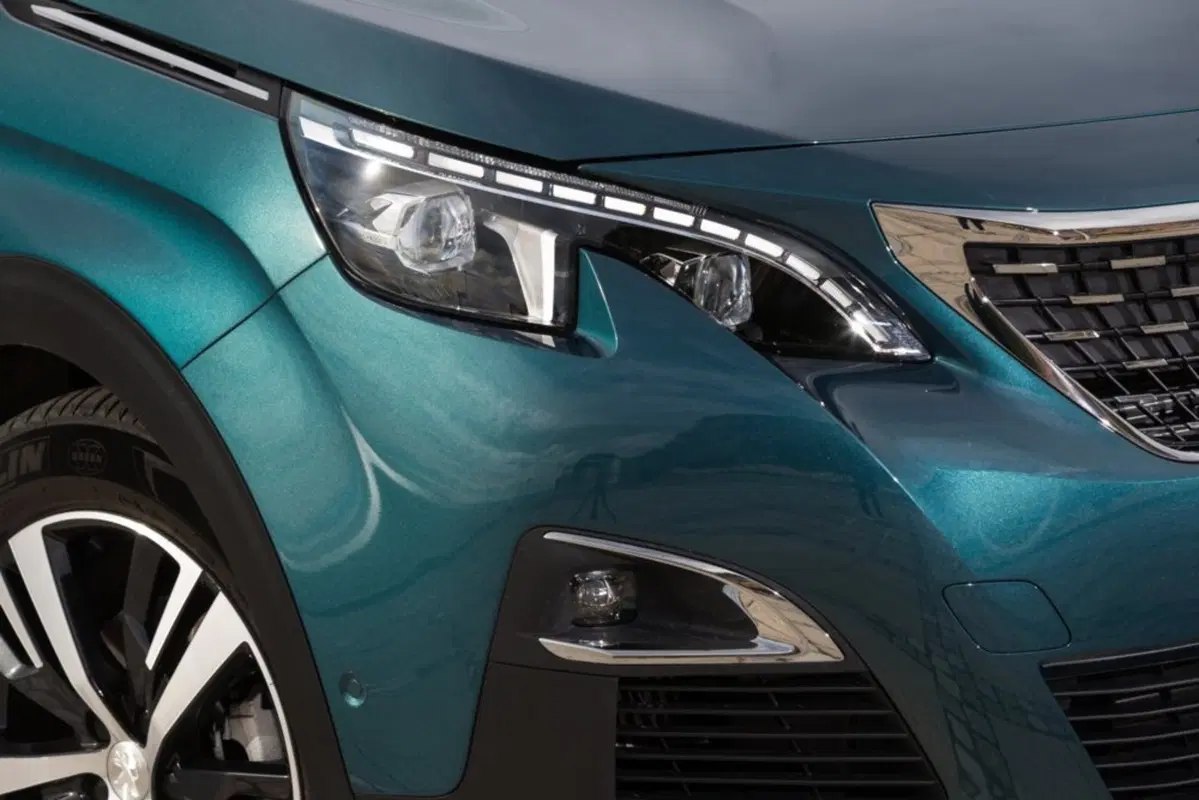 Peugeot 5008 BlueHDi 150 S&S Business (44)