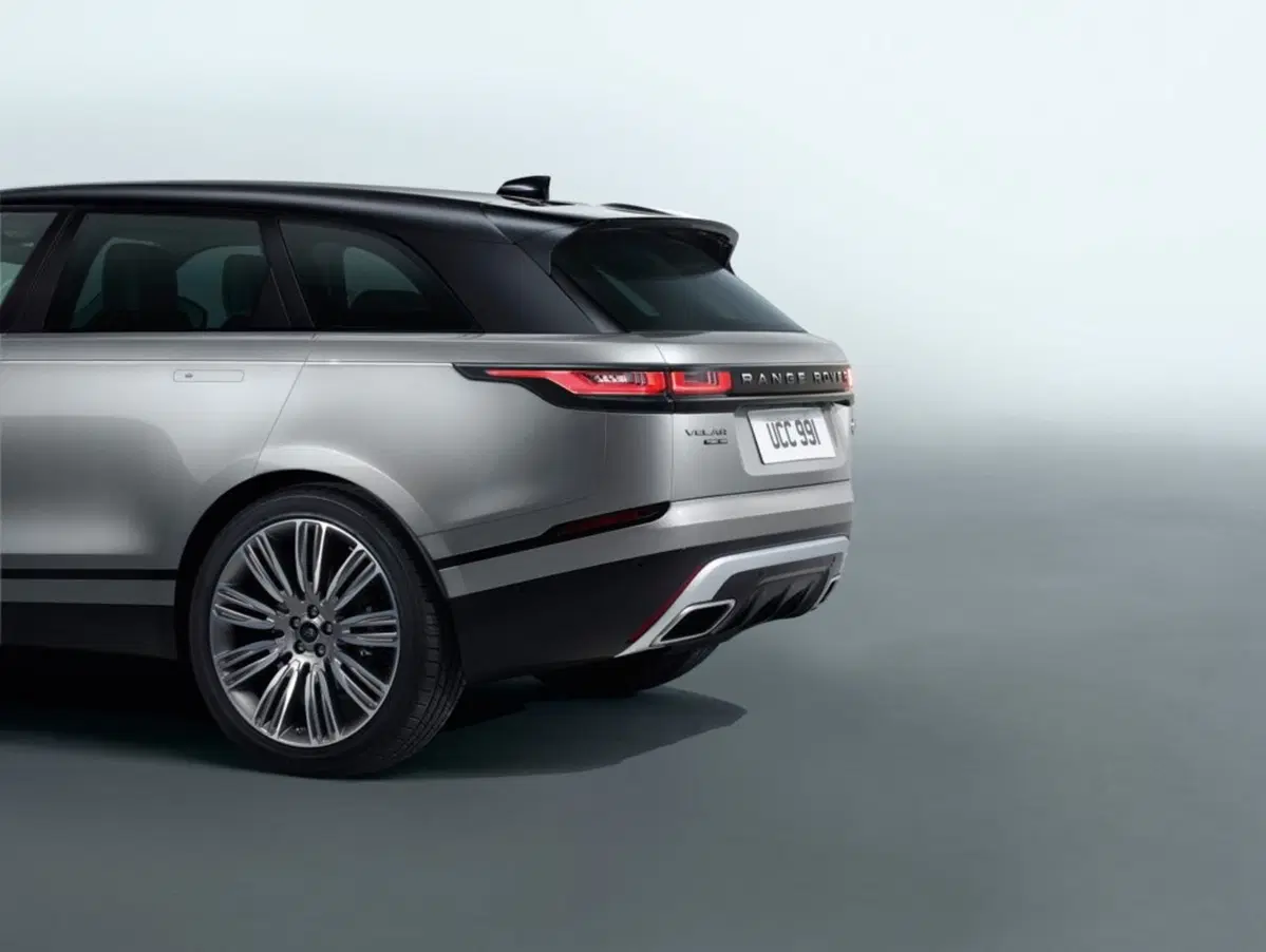 Land Rover Range Rover Velar 3.0D V6 275 CV R-Dynamic SE (46)