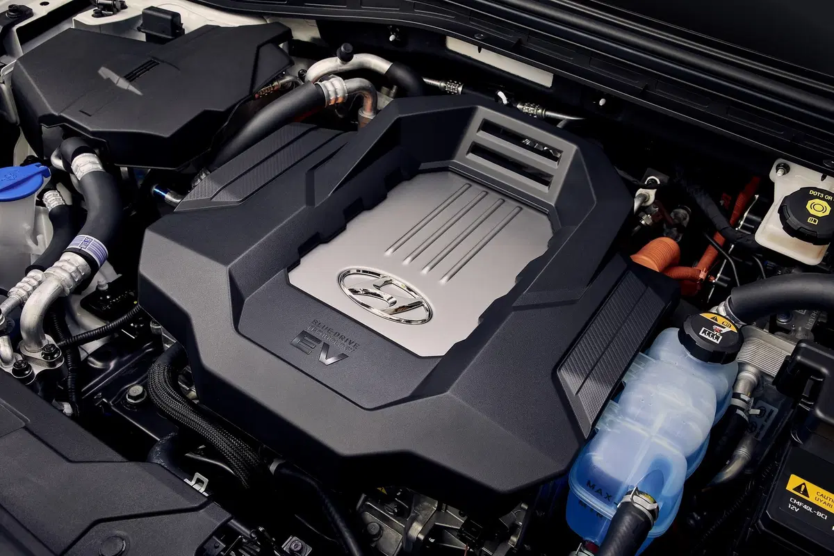 Hyundai Ioniq Electric: il restyling 2019 è ancora più completo [Video] (9)