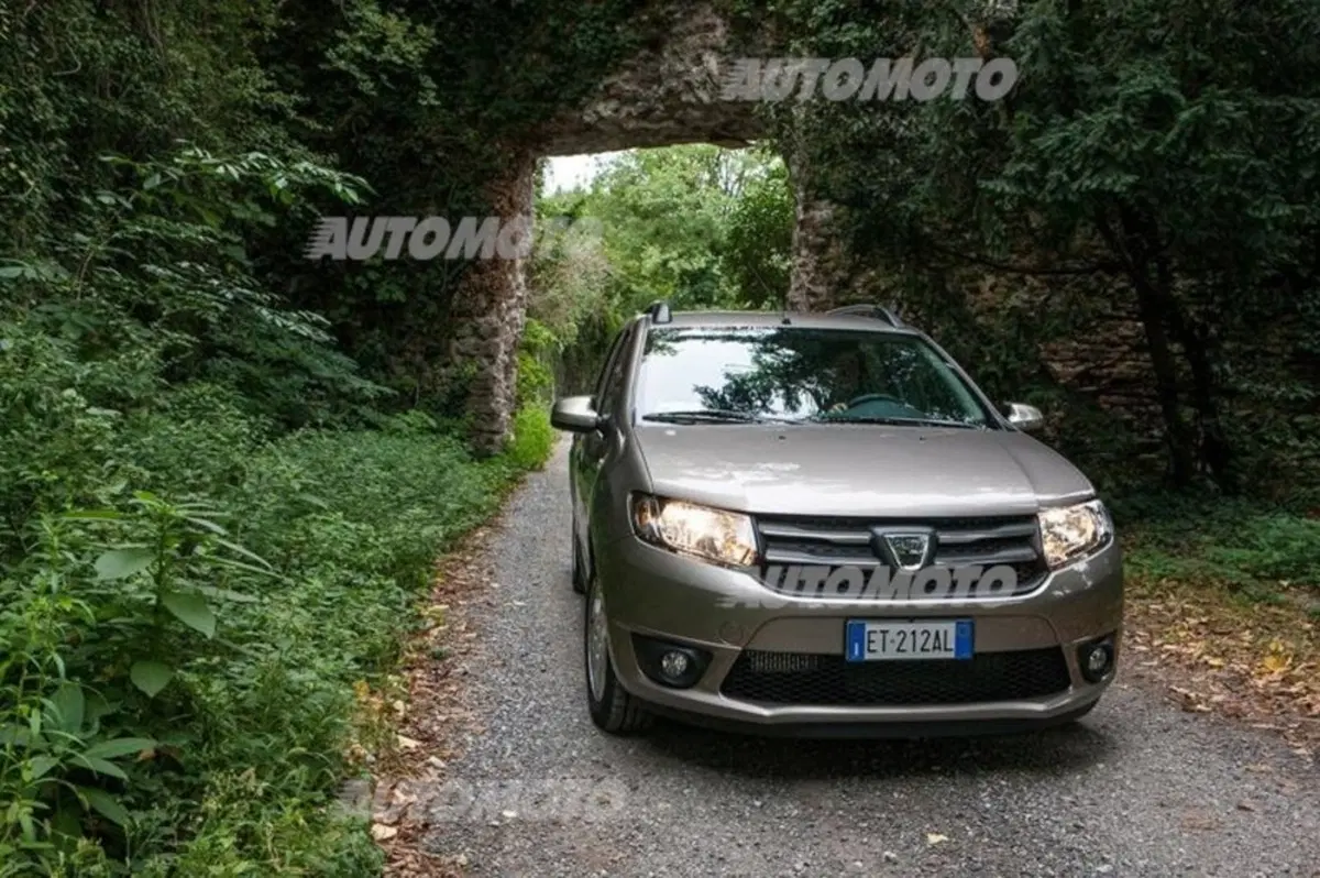Dacia Logan MCV 1.0 SCe 12V 75CV Start&Stop Access (27)