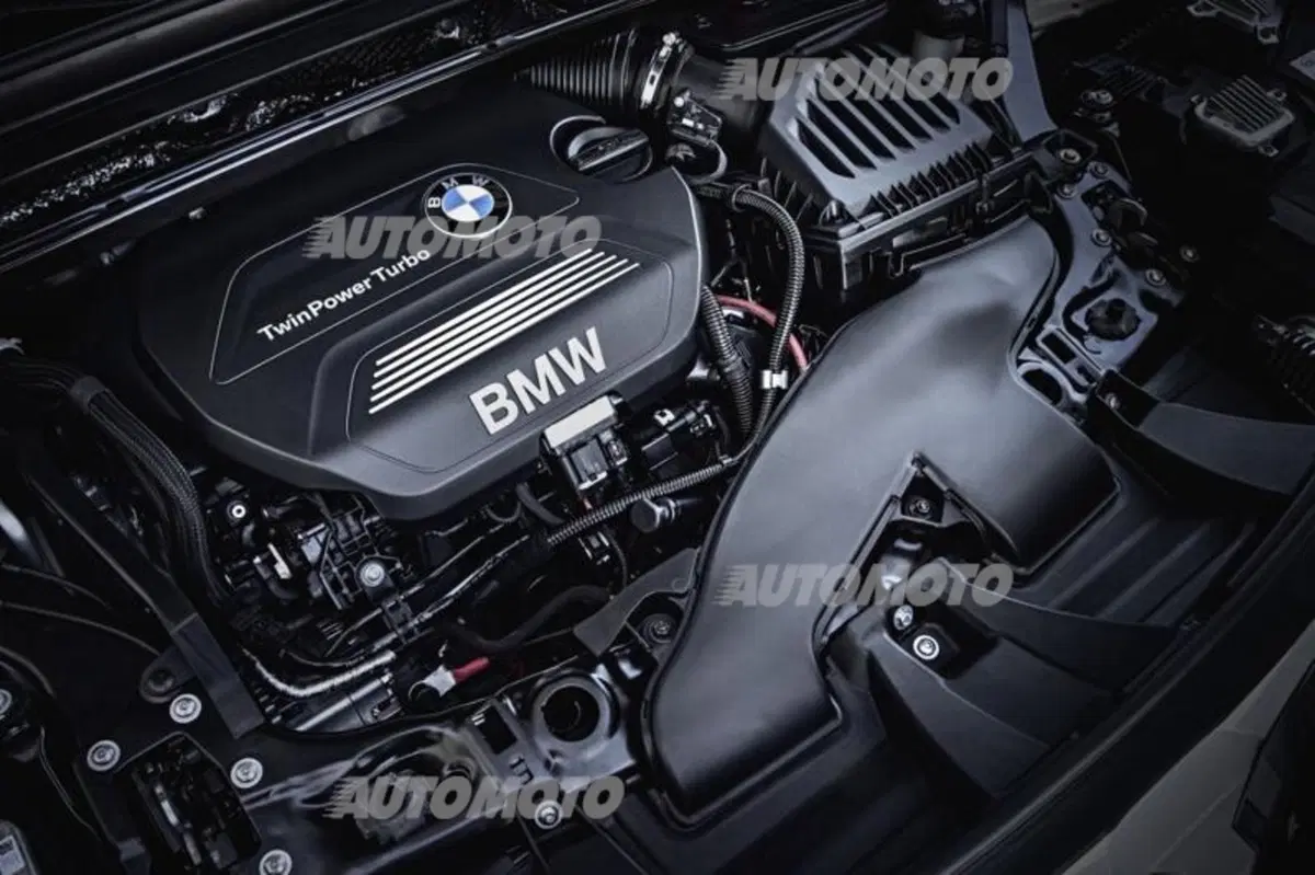 BMW X1 sDrive18i Advantage (25)