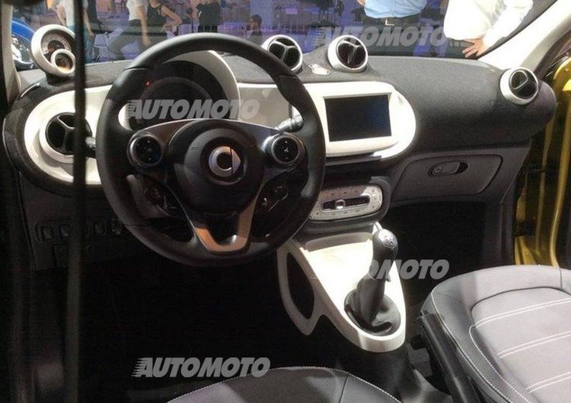 smart fortwo (2014-->>) (33)