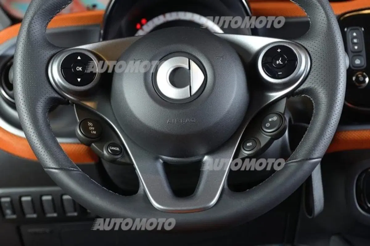 smart Fortwo 90 0.9 Turbo twinamic Perfect (40)
