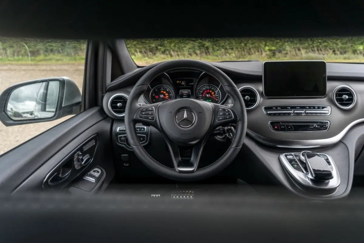 Mercedes-Benz Classe V Long 300 d Style auto (33)