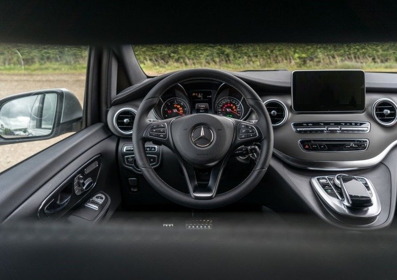 Mercedes-Benz Classe V (2014-->>) (33)