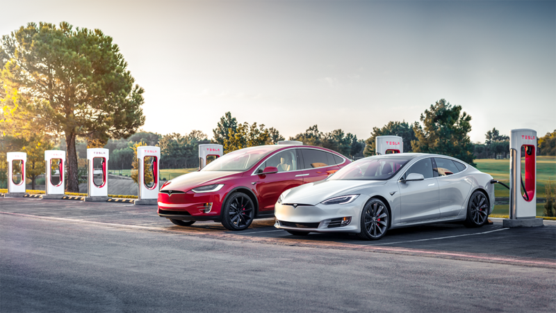 Tesla Supercharger, la potenza sale a 150 kW